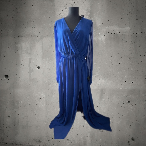 Lulus Dresses & Skirts - Royal Blue Lulus Maxi Dress